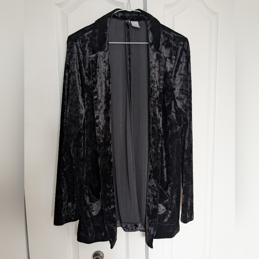 H&M Black Velvet Women's Blazer